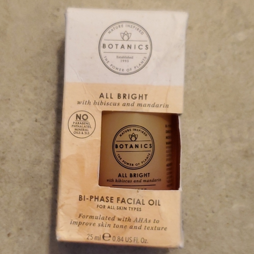 Botanics Bi-Phase Facial Face Oil Hibiscus Mandarin Oils - 25 ml NIB